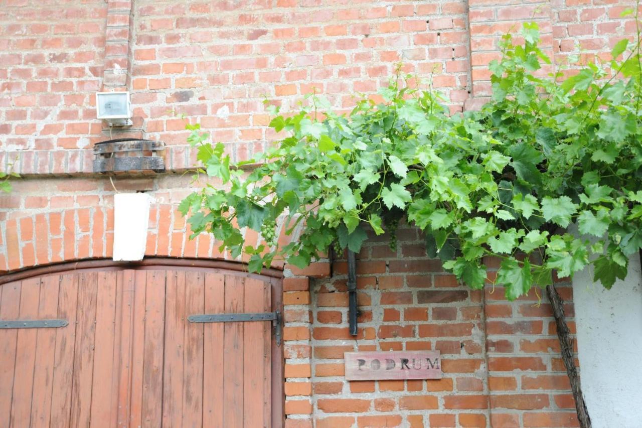 Wellness B&B Winery Sontacchi Kutjevo Εξωτερικό φωτογραφία